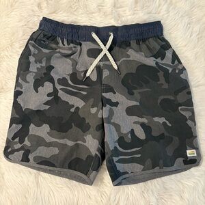 Vuori Banks Shorts - Camouflage